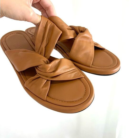 EVERLANE The Day Twist Sandal in Desert Ten - Picture 12 of 15